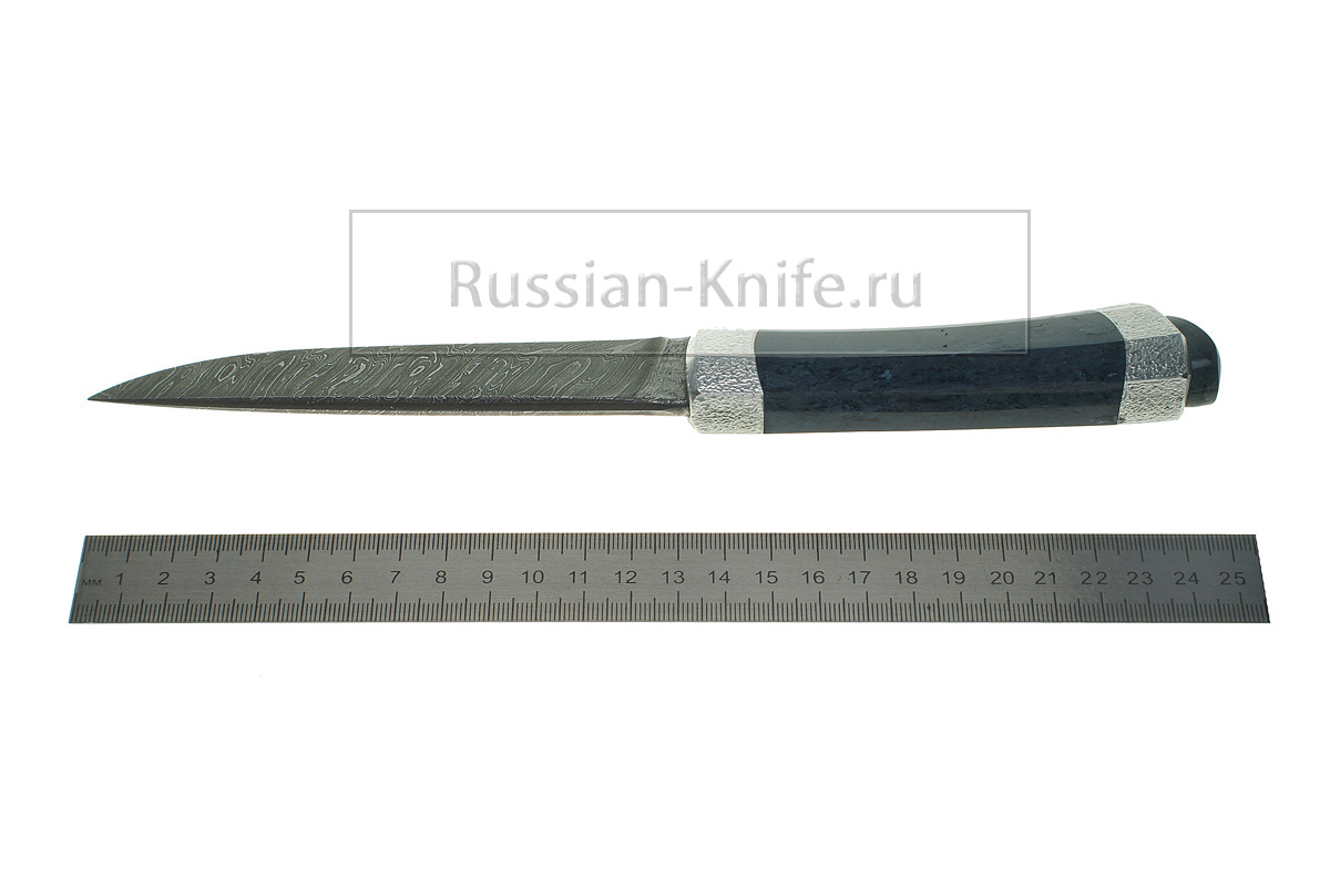 Композиция Русский нож, (дамасск), рукоять - родусит, подставка - кварц, бронза, В.Прокопович